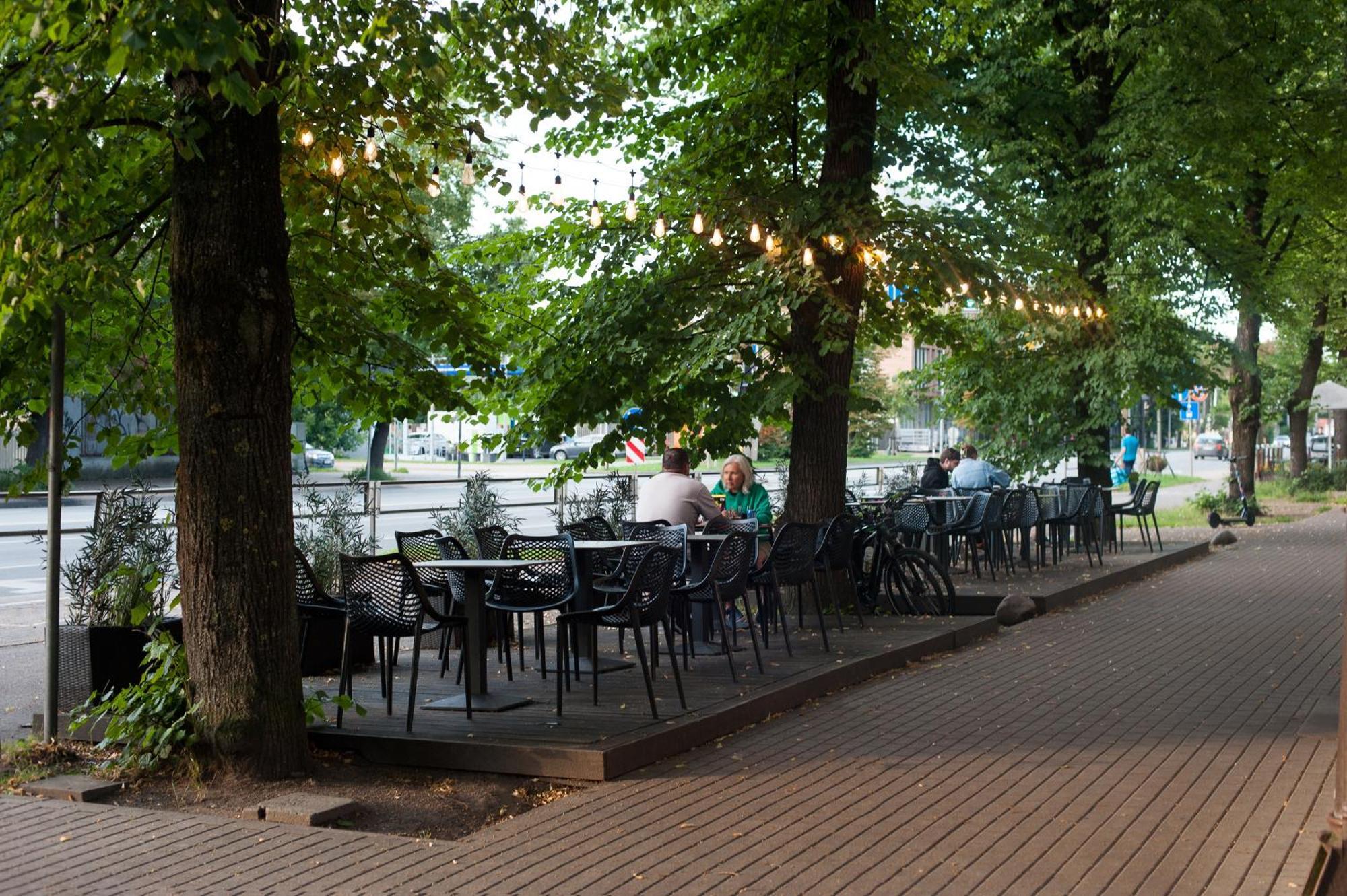 Lägenhet Teika No 2 Apartment-retro On Brivibas Street-free Parking Riga